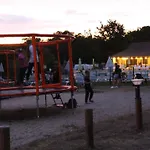 Camping Les Cigales 3*
