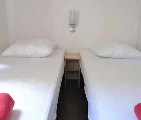 Camping Les Cigales 3* ロカマドゥール