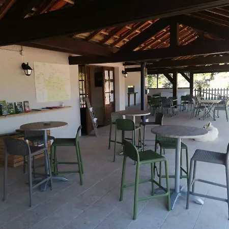 Camping Les Cigales Campsite 3*