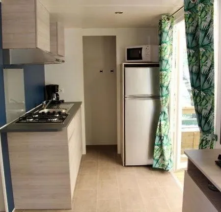 Camping Les Cigales 3* ロカマドゥール