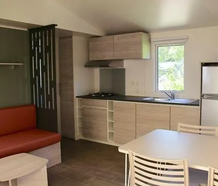 Camping Les Cigales ロカマドゥール