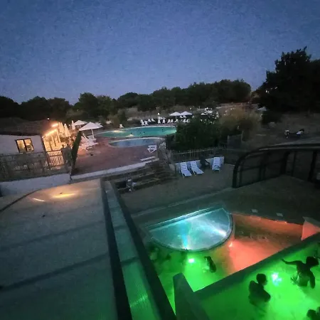 Camping Les Cigales キャンプ場