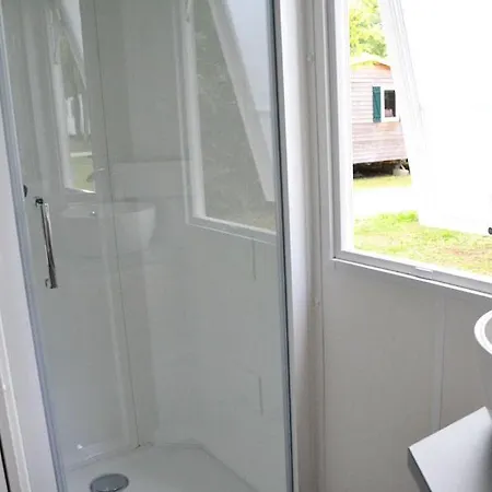 キャンプ場 Camping Les Cigales ロカマドゥール