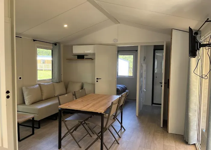 Camping Les Cigales Campingplatz 3*